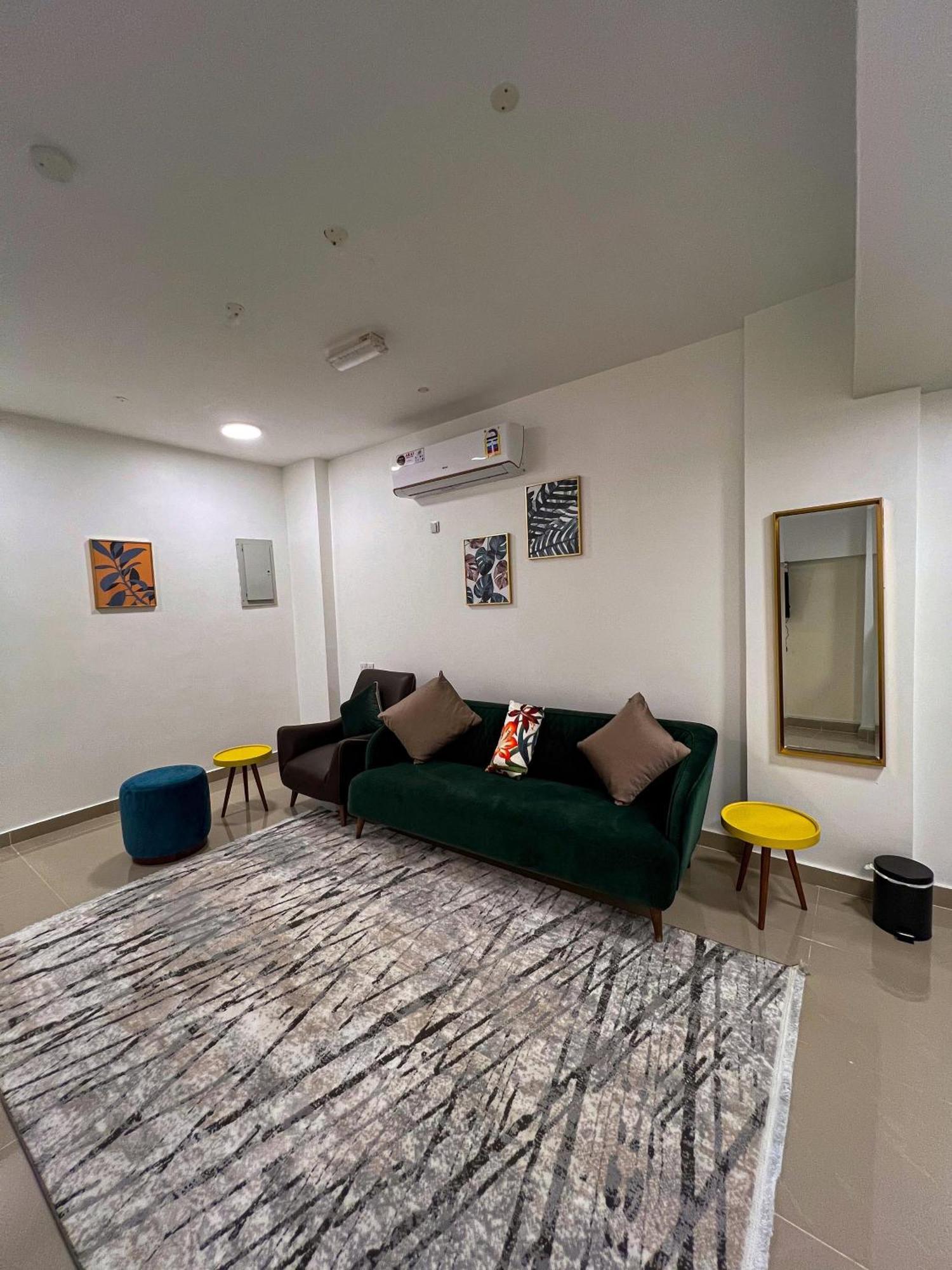 Al Ḩamrāʼ Alhamra Horizons 아파트 외부 사진